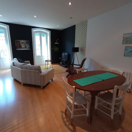 Tulle : Bel Appartement Lumineux En Centre Ville מראה חיצוני תמונה