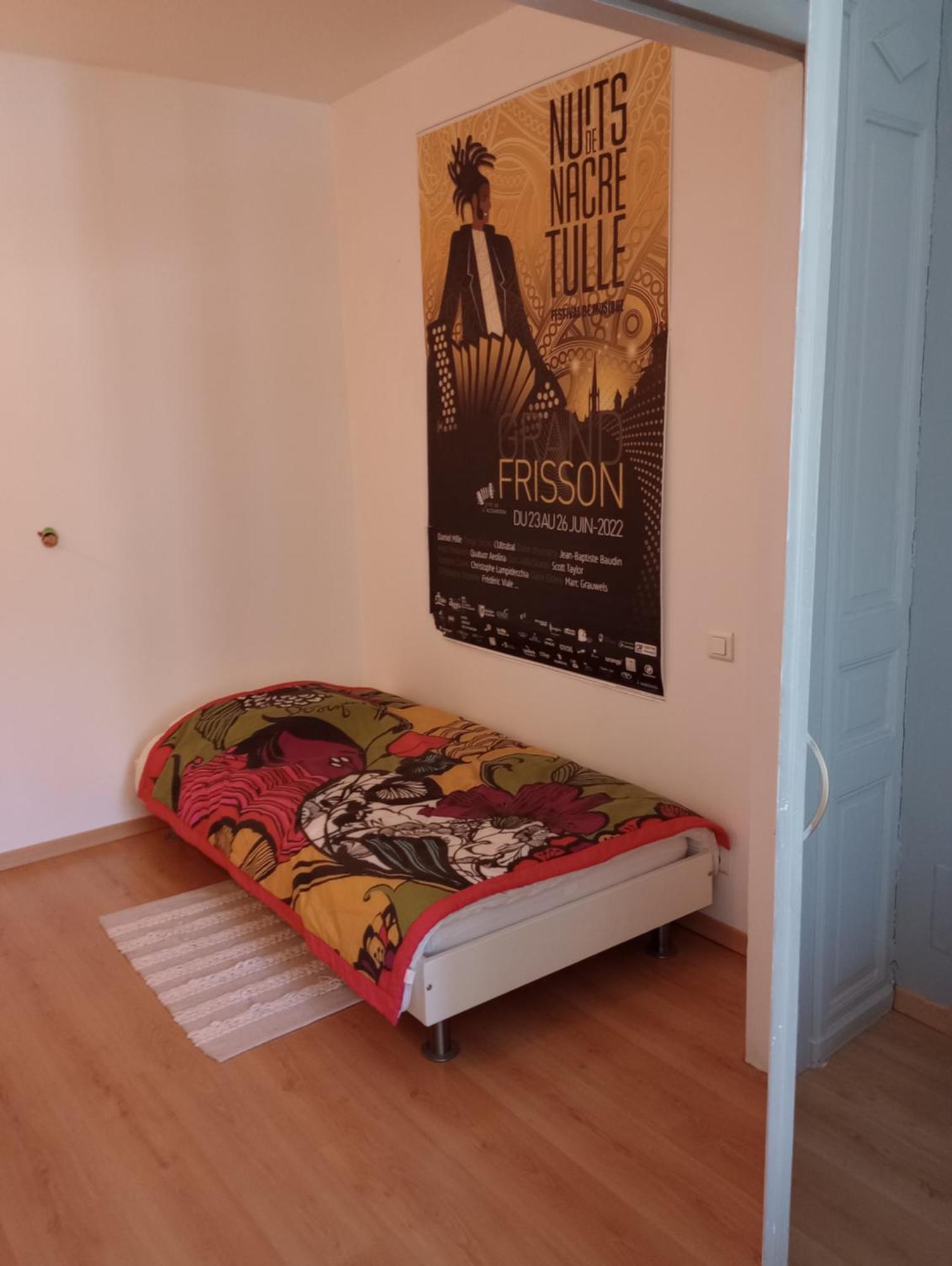Tulle : Bel Appartement Lumineux En Centre Ville מראה חיצוני תמונה