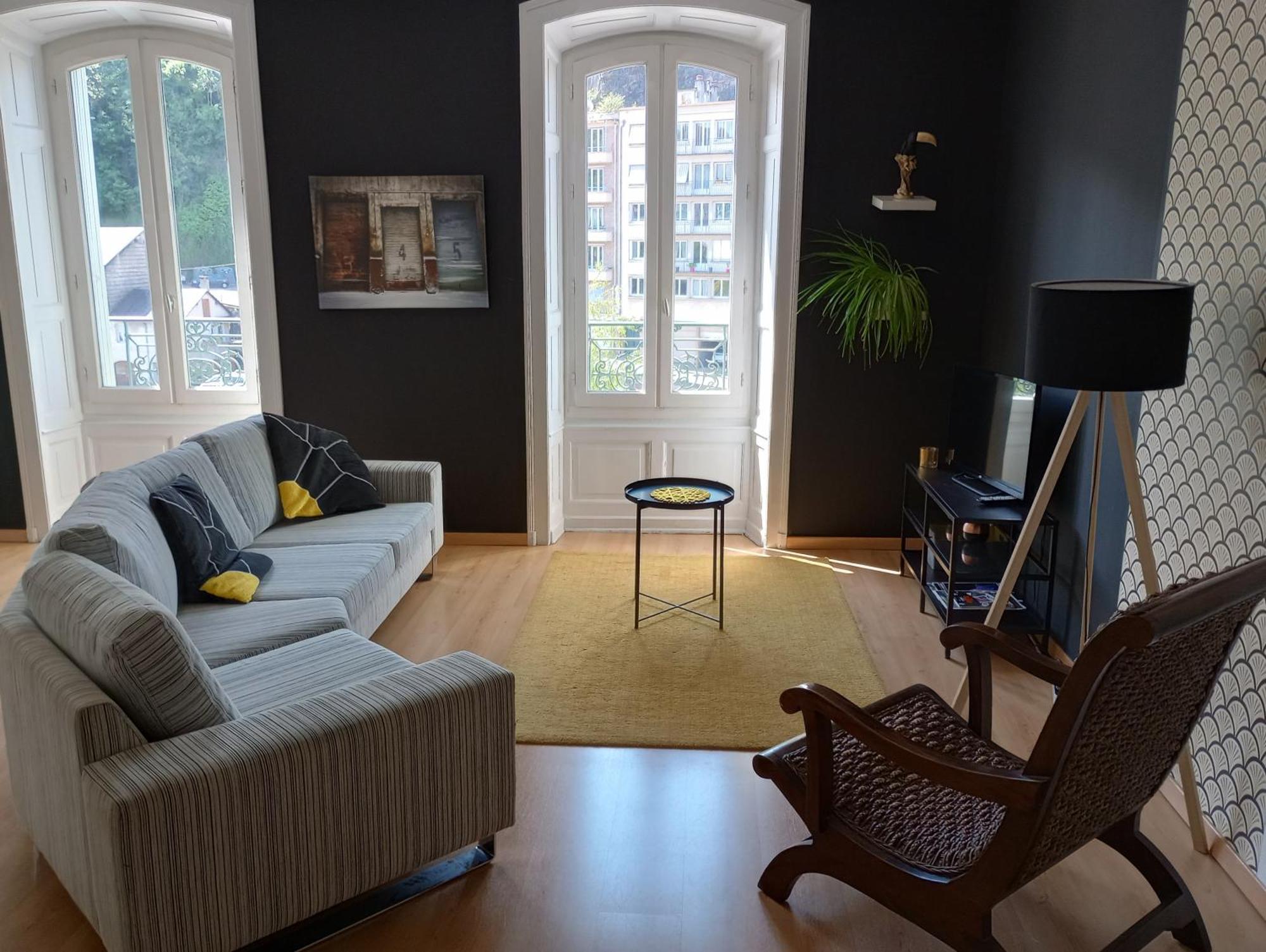Tulle : Bel Appartement Lumineux En Centre Ville מראה חיצוני תמונה